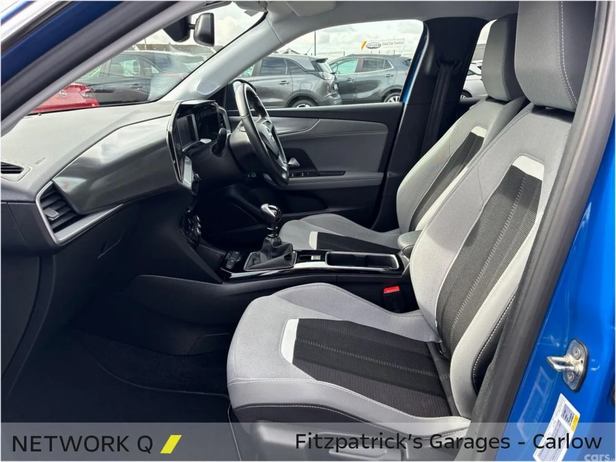 Opel Mokka SUV, Petrol, 2024, Blue