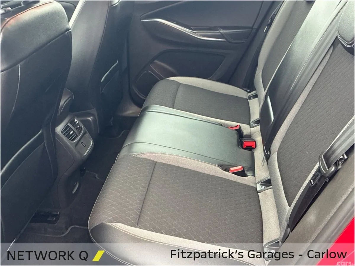 Opel Grandland X SUV, Diesel, 2019, Red