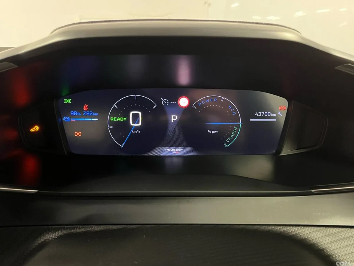 Peugeot 2008 SUV, Electric, 2024, Black