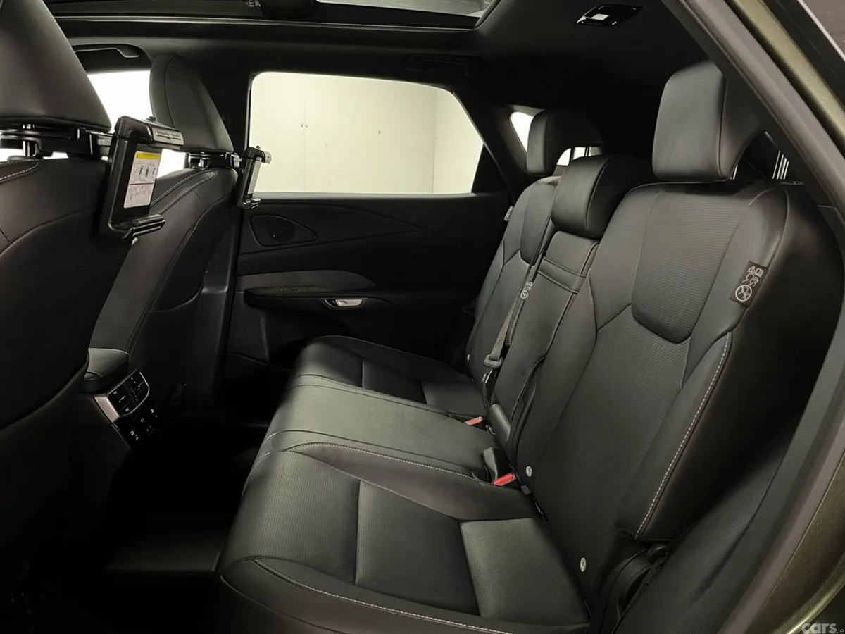 Lexus RX SUV, Petrol Hybrid, 2024, Green