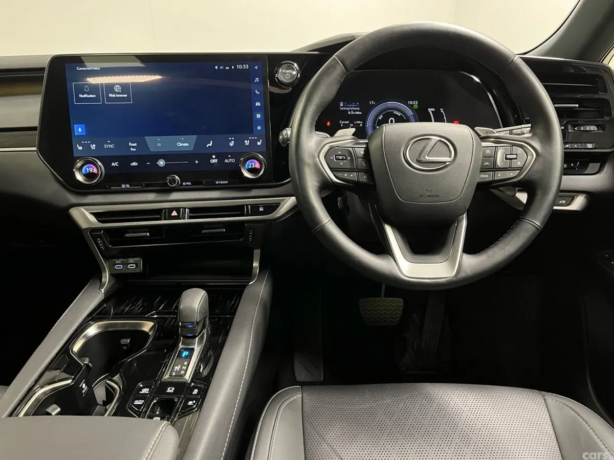 Lexus RX SUV, Petrol Hybrid, 2024, Green