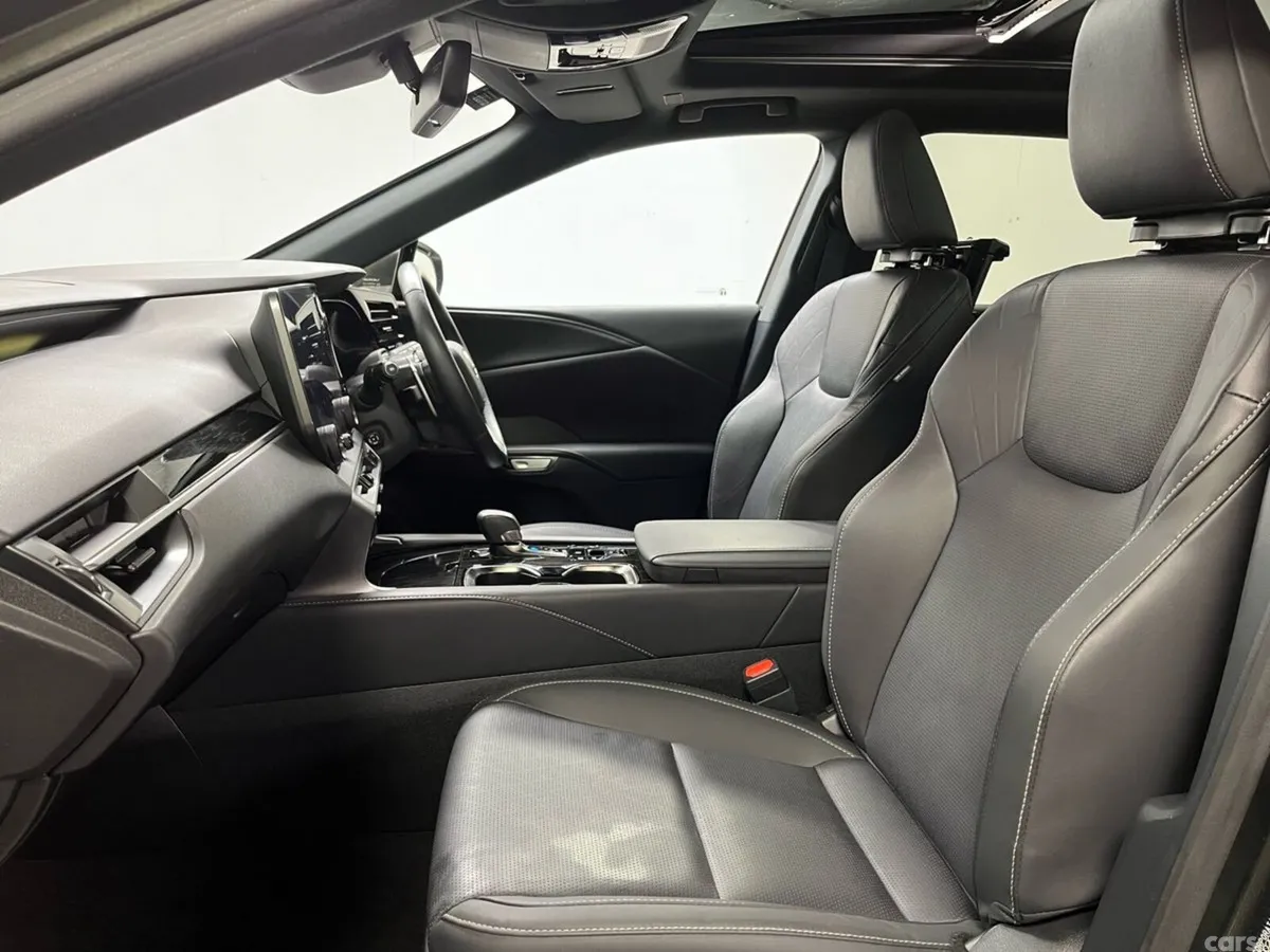 Lexus RX SUV, Petrol Hybrid, 2024, Green
