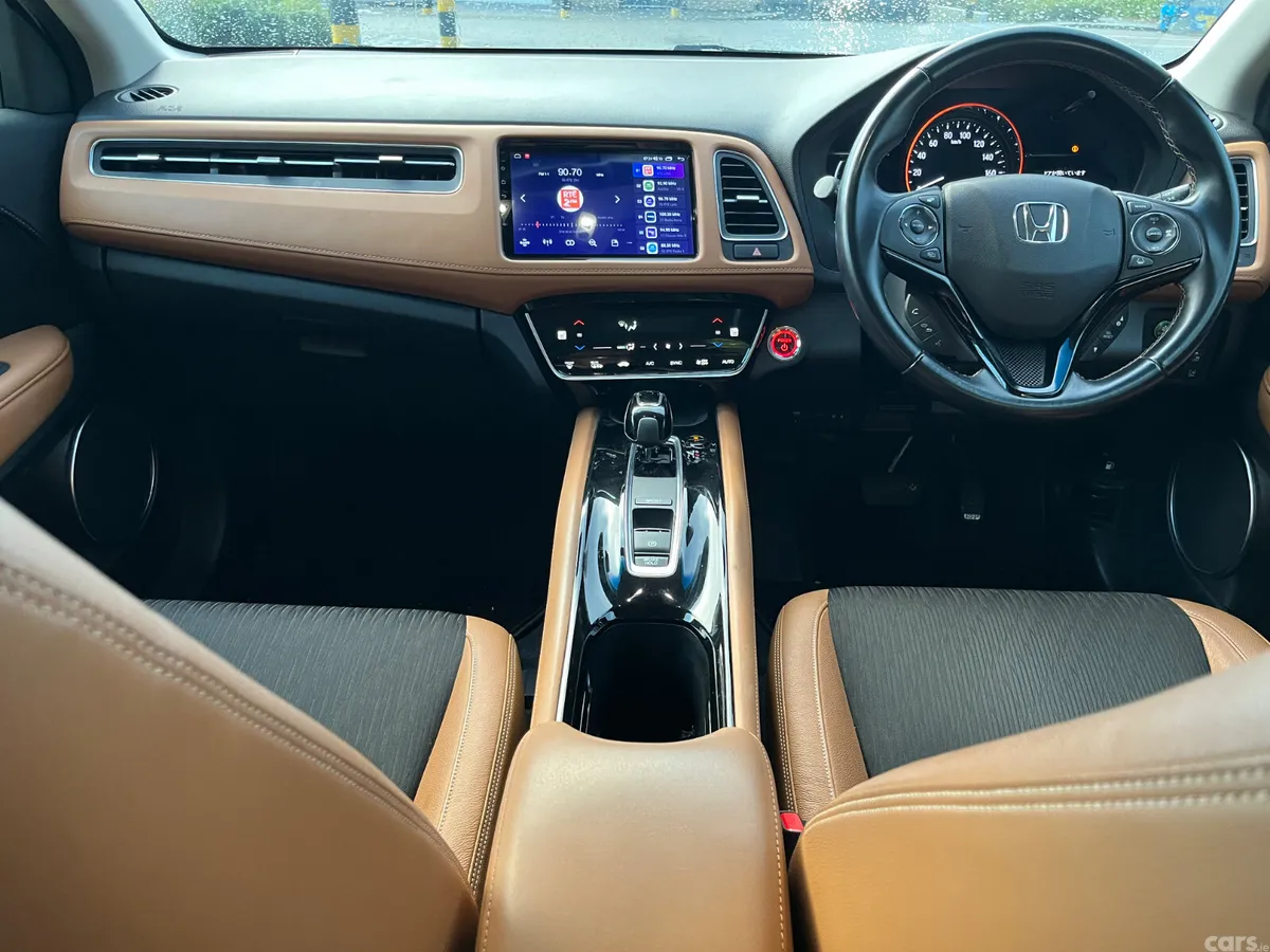Honda Vezel Estate, Petrol Hybrid, 2020, White