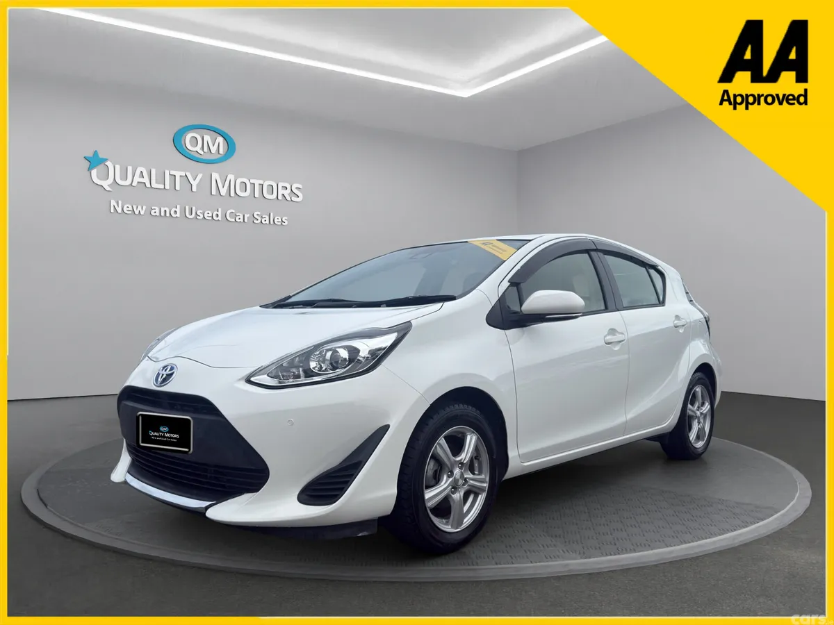 Toyota Aqua Hatchback, Petrol Hybrid, 2021, White