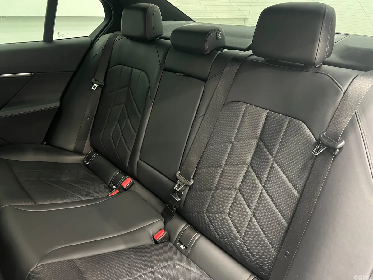 BMW 5-Series Saloon, Petrol Plug-in Hybrid, 2024, Grey
