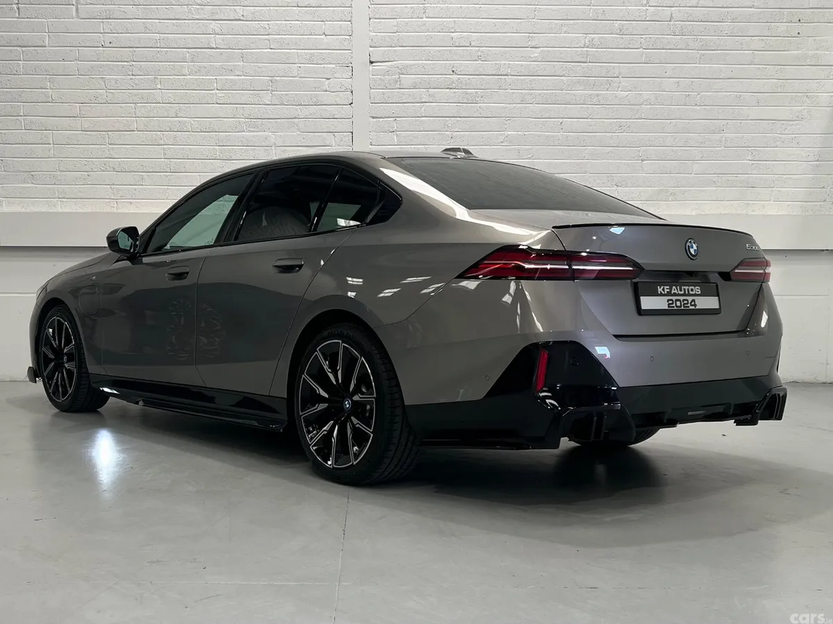 BMW 5-Series Saloon, Petrol Plug-in Hybrid, 2024, Grey
