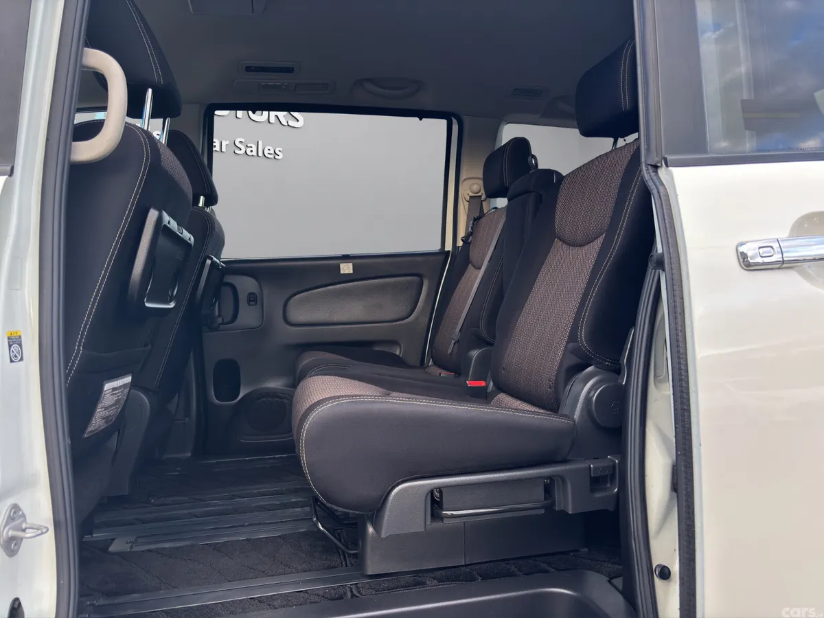 Nissan Serena MPV, Petrol Hybrid, 2015, White