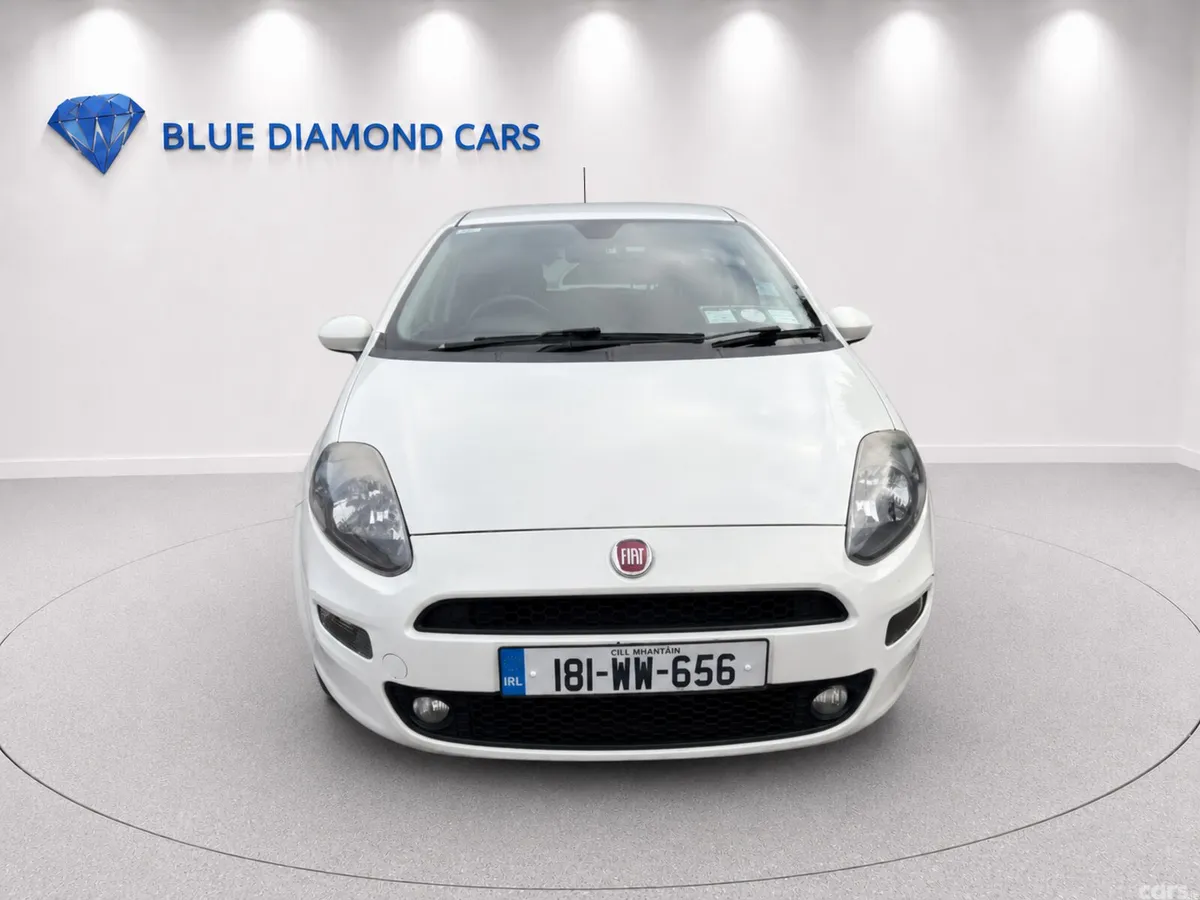 Fiat Punto MPV, Petrol, 2018, White