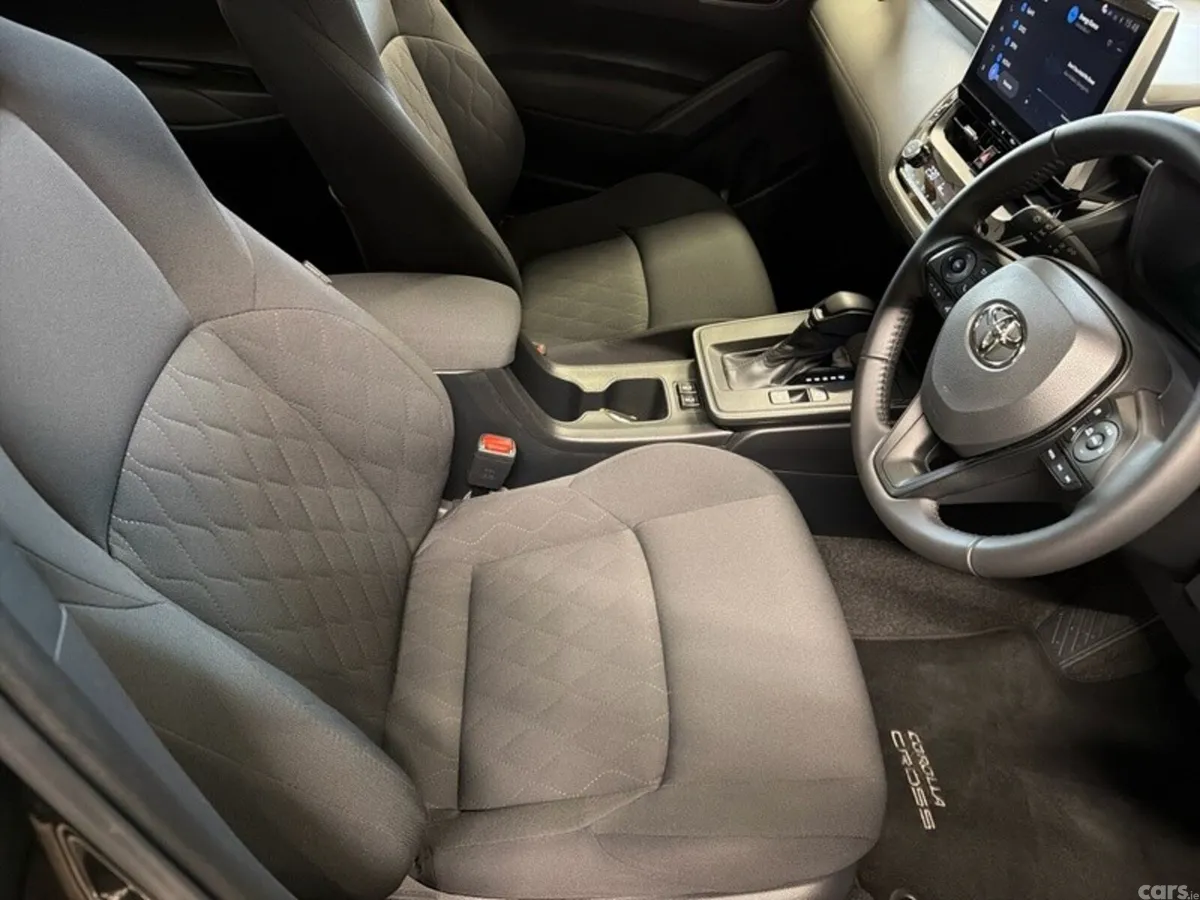 Toyota Corolla Cross Hatchback, Petrol Hybrid, 2026, Black