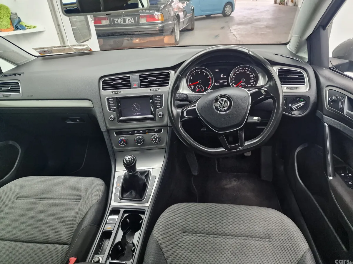 Volkswagen Golf Estate, Petrol, 2013, Silver