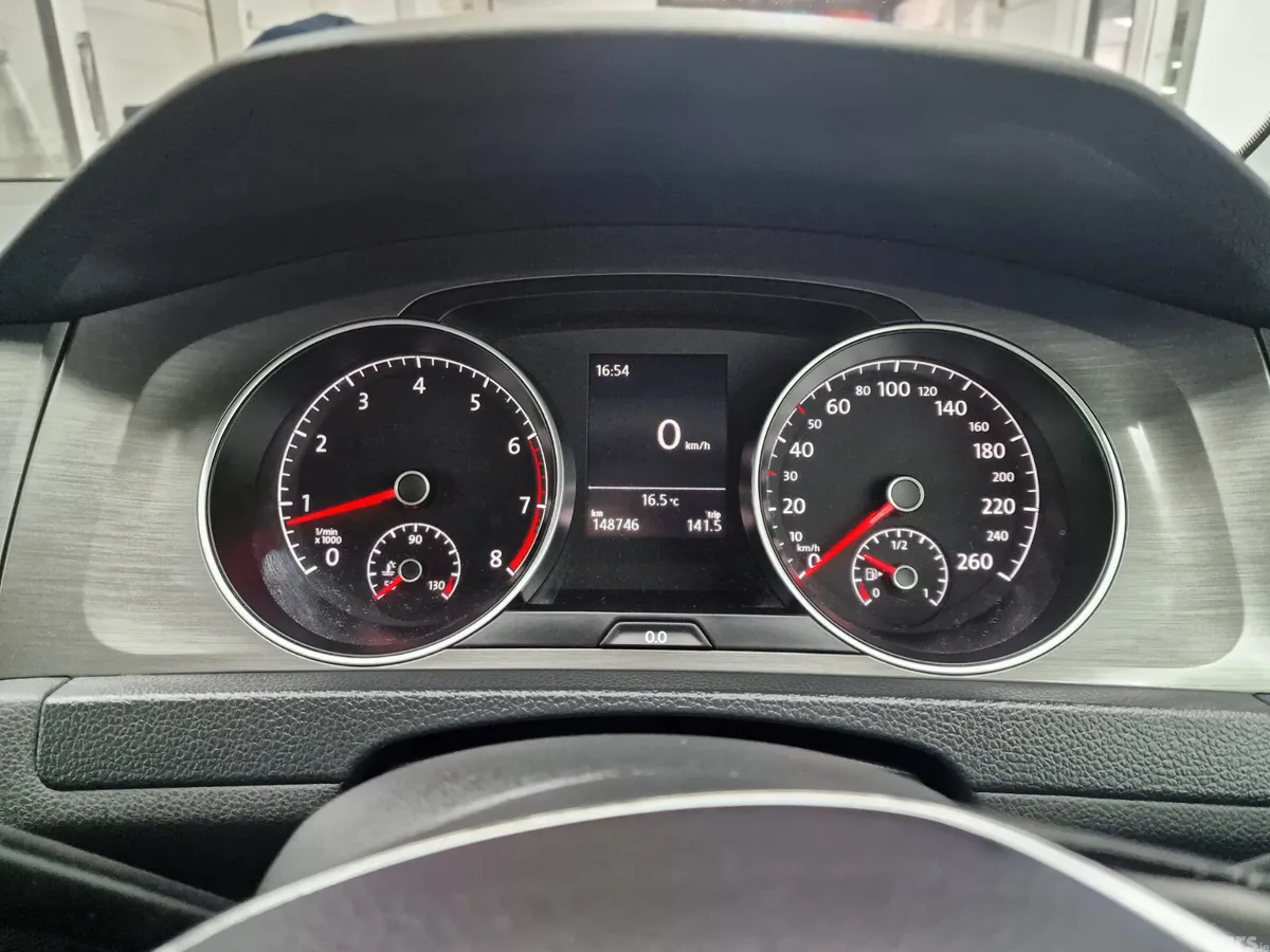 Volkswagen Golf Estate, Petrol, 2013, Silver