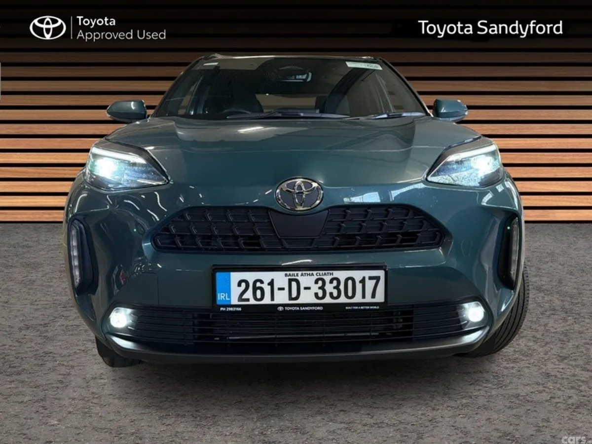 Toyota Yaris Cross Hatchback, Petrol Hybrid, 2026, Green