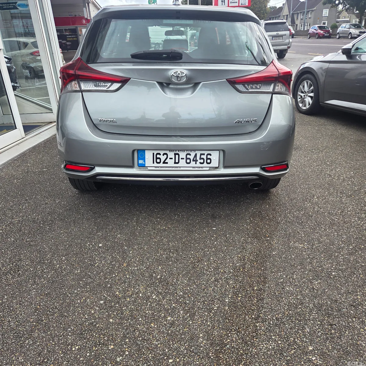 Toyota Auris Hatchback, Petrol, 2016, Grey