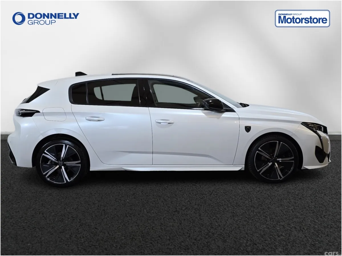 Peugeot 308 Hatchback, Petrol, 2023, White