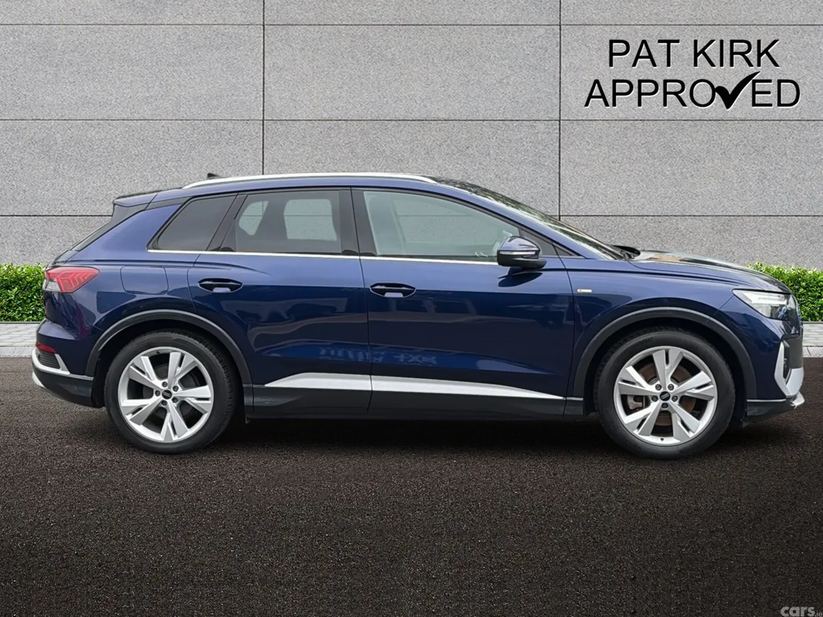 Audi Q4 SUV, Electric, 2023, Blue