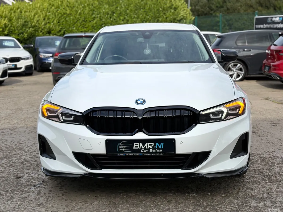 BMW 3-Series Saloon, Petrol Hybrid, 2022, White