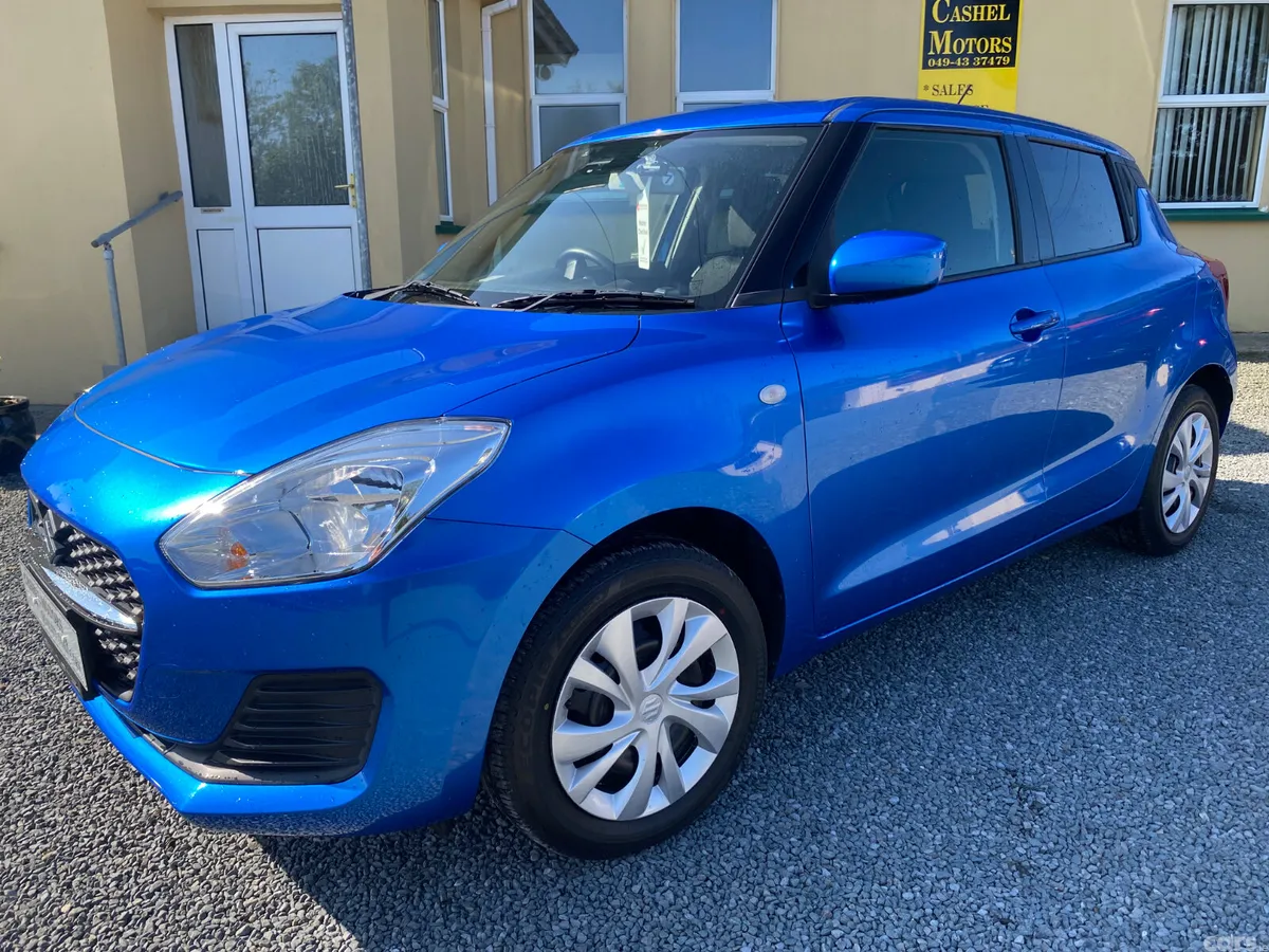 Suzuki Swift Hatchback, Petrol, 2022, Blue
