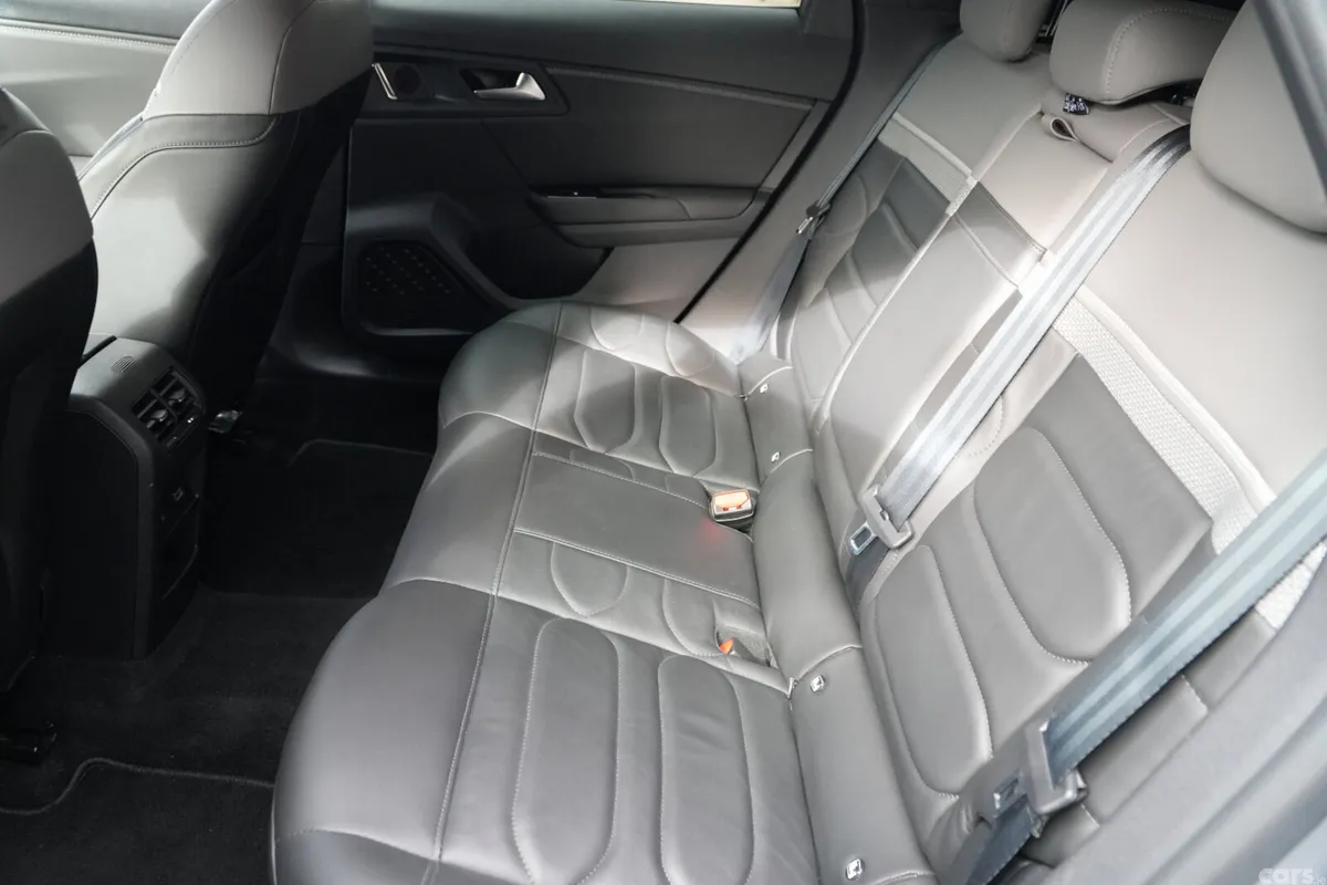 Citroen C5 X Estate, Petrol, 2022, Grey