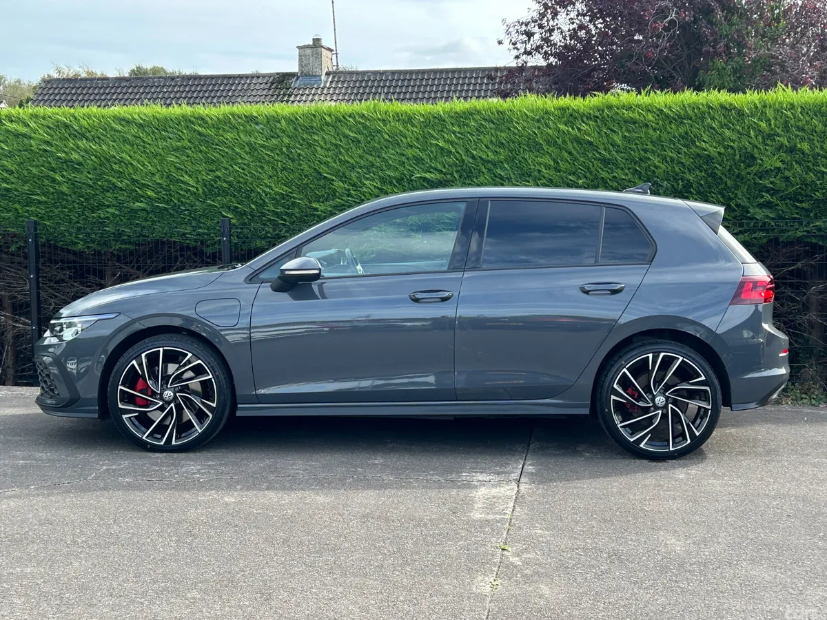 Volkswagen Golf Hatchback, Petrol Hybrid, 2021, Grey