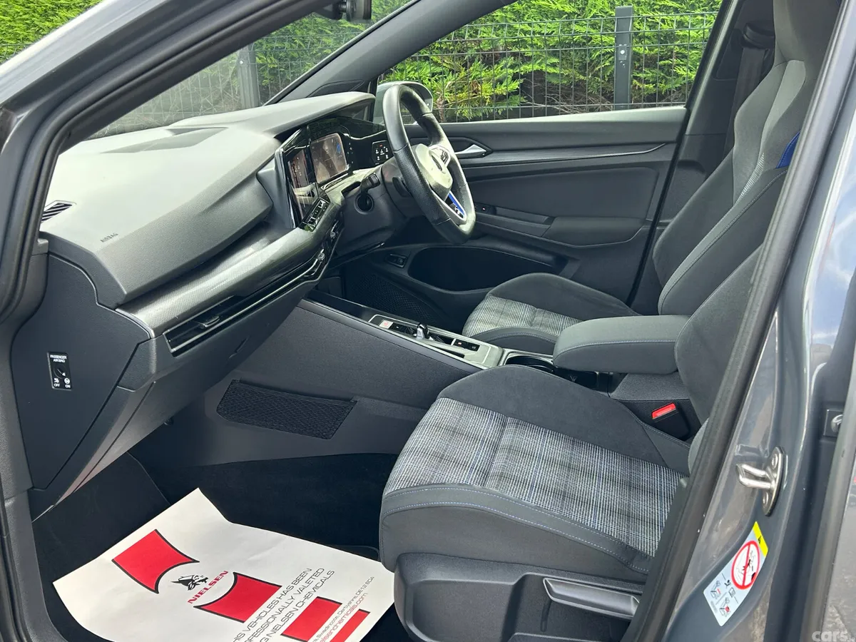 Volkswagen Golf Hatchback, Petrol Hybrid, 2021, Grey