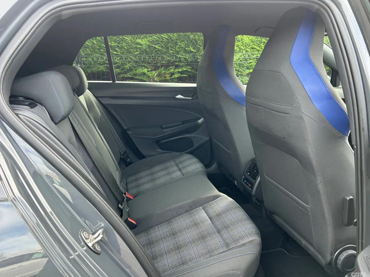 Volkswagen Golf Hatchback, Petrol Hybrid, 2021, Grey