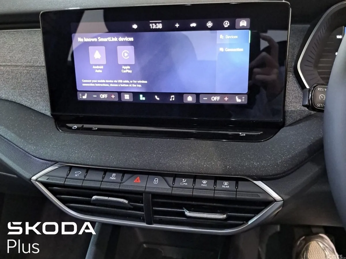 Skoda Octavia Saloon, Petrol, 2026, Silver