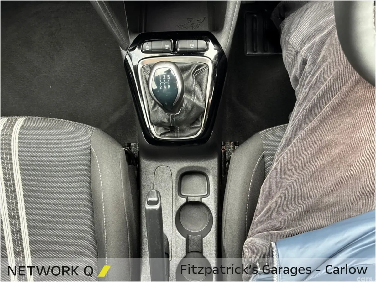 Opel Corsa Hatchback, Petrol, 2023, Blue