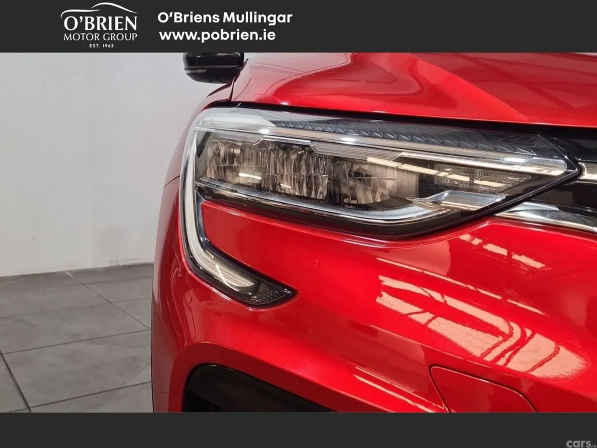Renault Arkana Hatchback, Petrol, 2021, Red