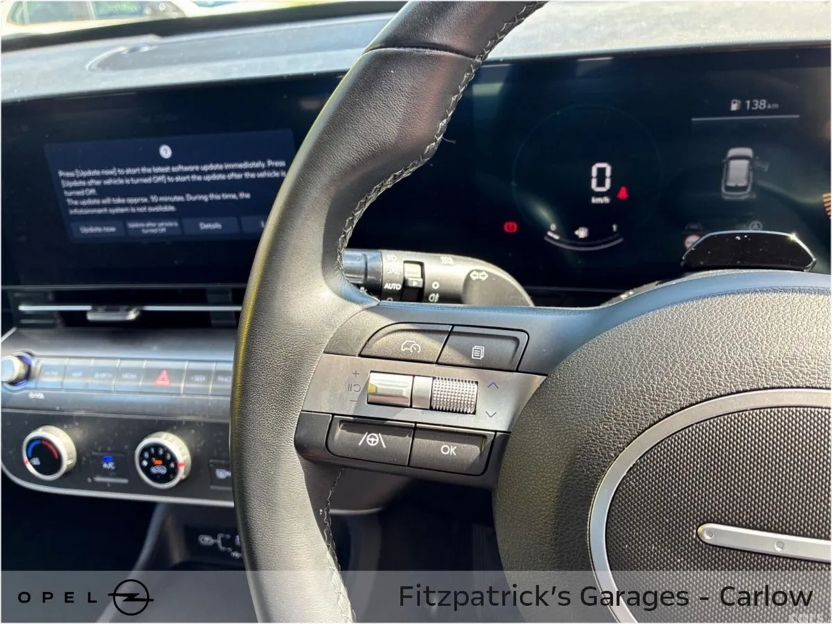 Hyundai KONA MPV, Petrol, 2024, White