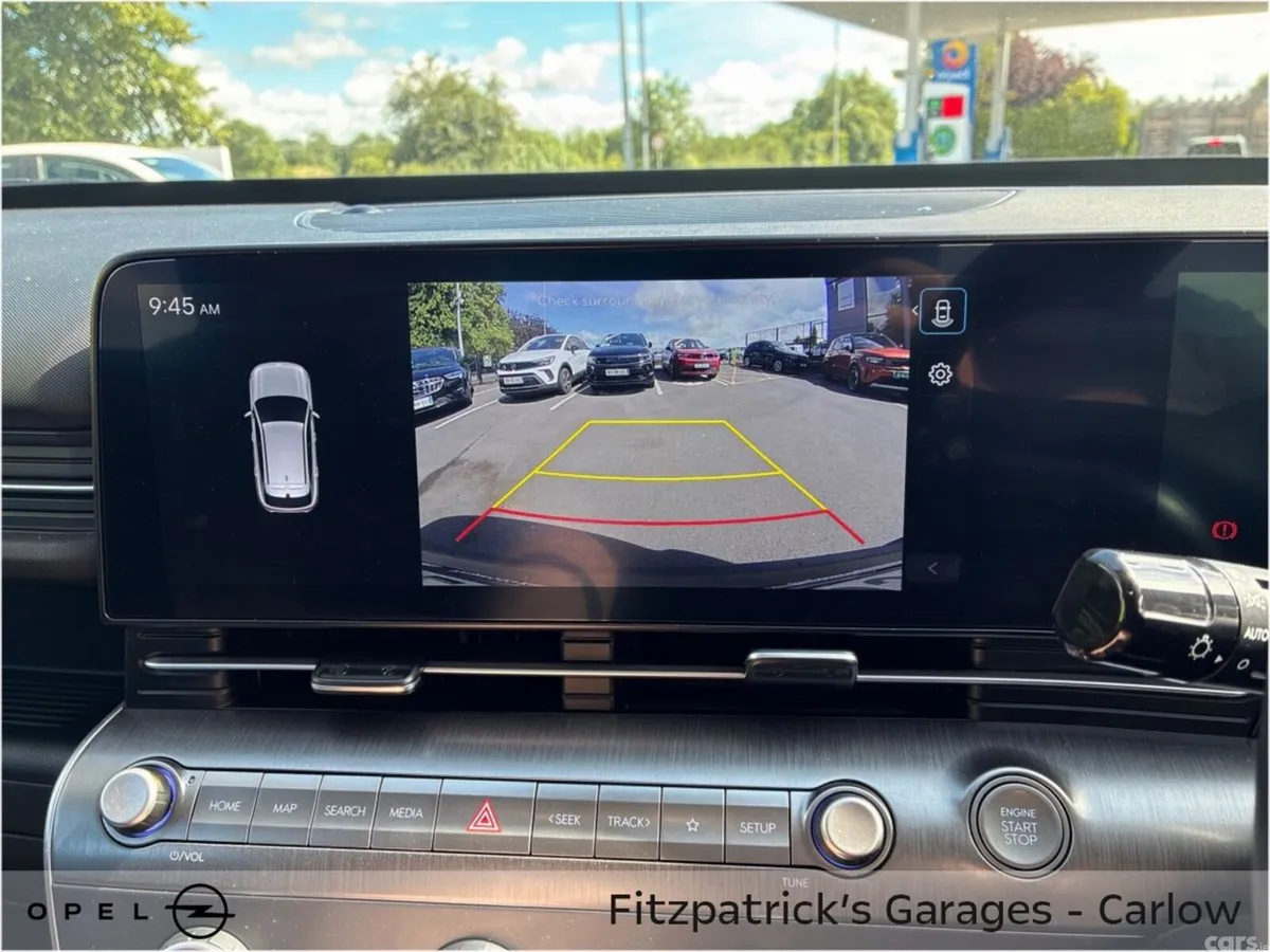 Hyundai KONA MPV, Petrol, 2024, White