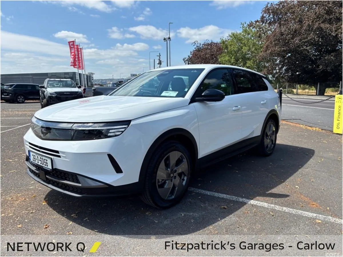 Opel Grandland SUV, Petrol, 2026, White
