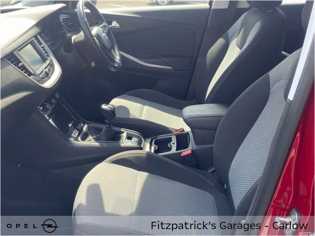 Opel Grandland X SUV, Diesel, 2018, Red