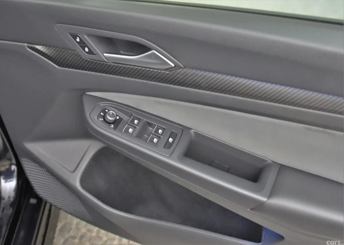 Volkswagen Golf Hatchback, Petrol Hybrid, 2023, Black
