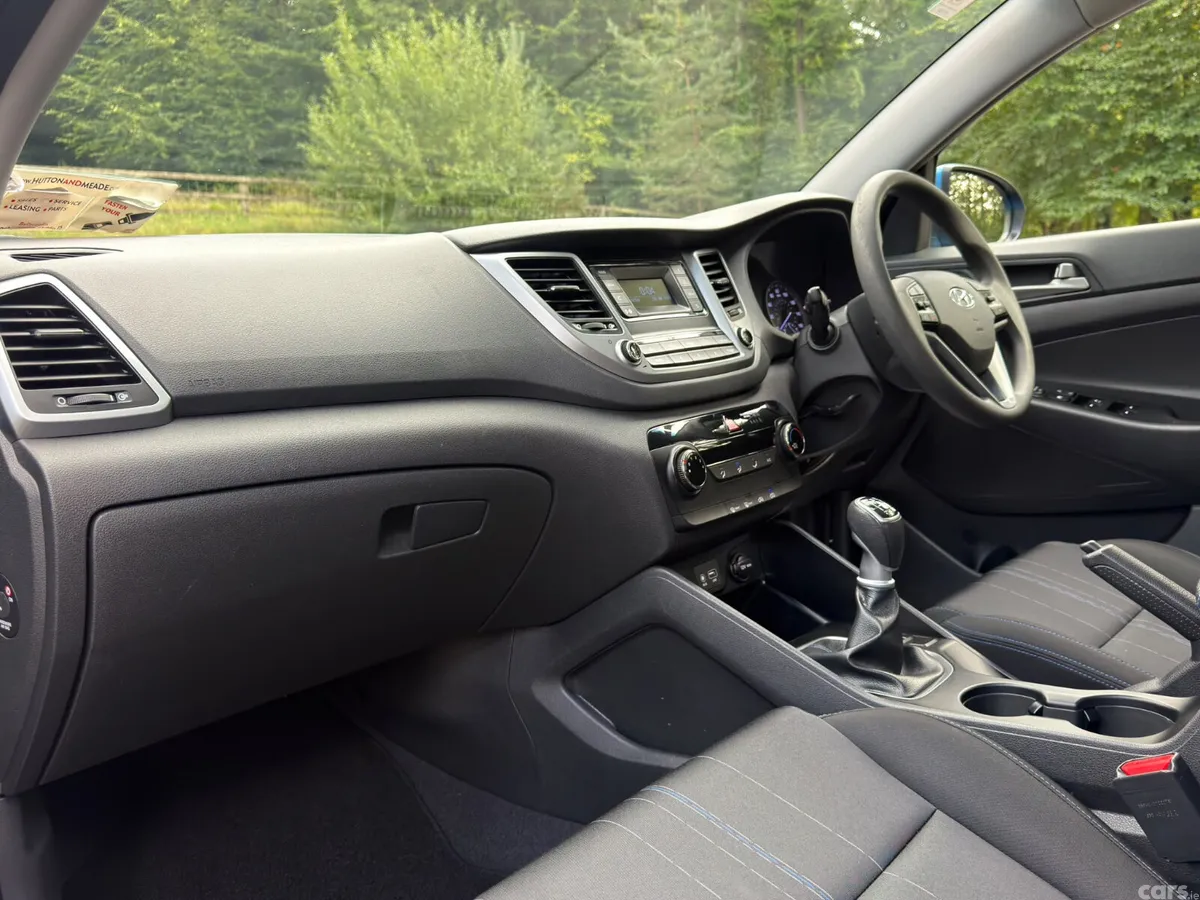 Hyundai Tucson SUV, Diesel, 2017, Blue