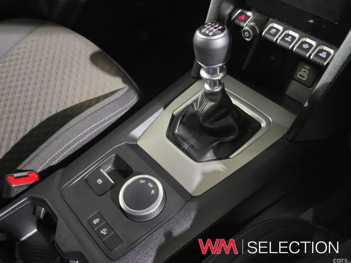Volkswagen Amarok MPV, Diesel, 2026, Grey