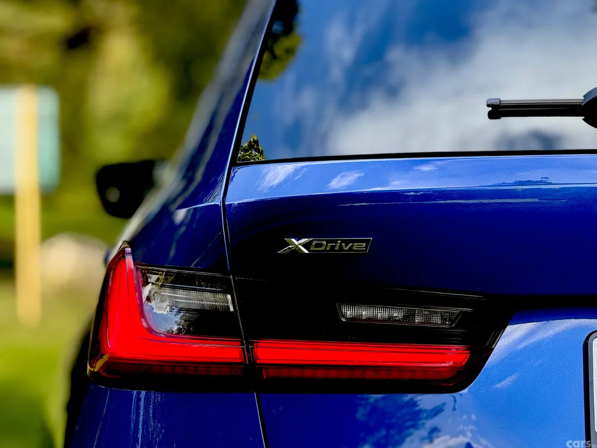 BMW 3-Series Estate, Diesel, 2022, Blue
