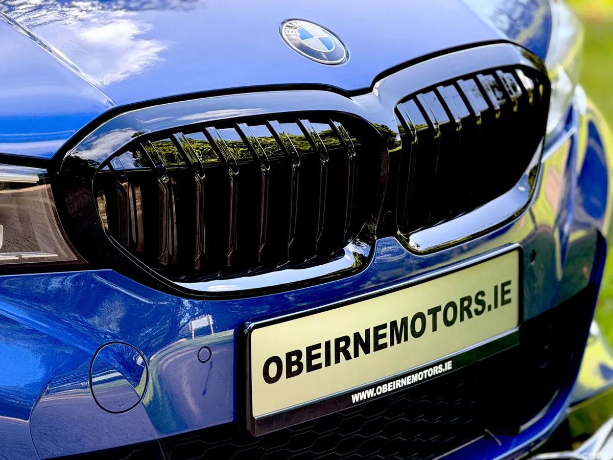 BMW 3-Series Estate, Diesel, 2022, Blue