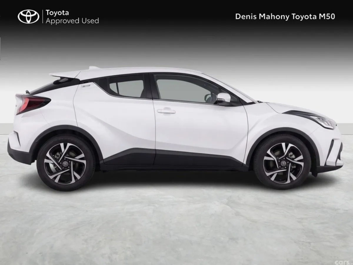 Toyota C-HR SUV, Petrol Hybrid, 2023, White
