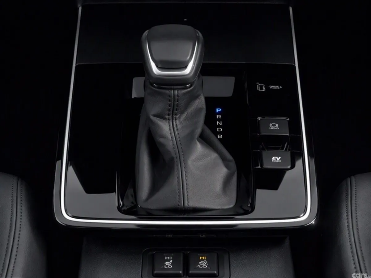 Toyota Corolla Cross SUV, Petrol Hybrid, 2025, Green