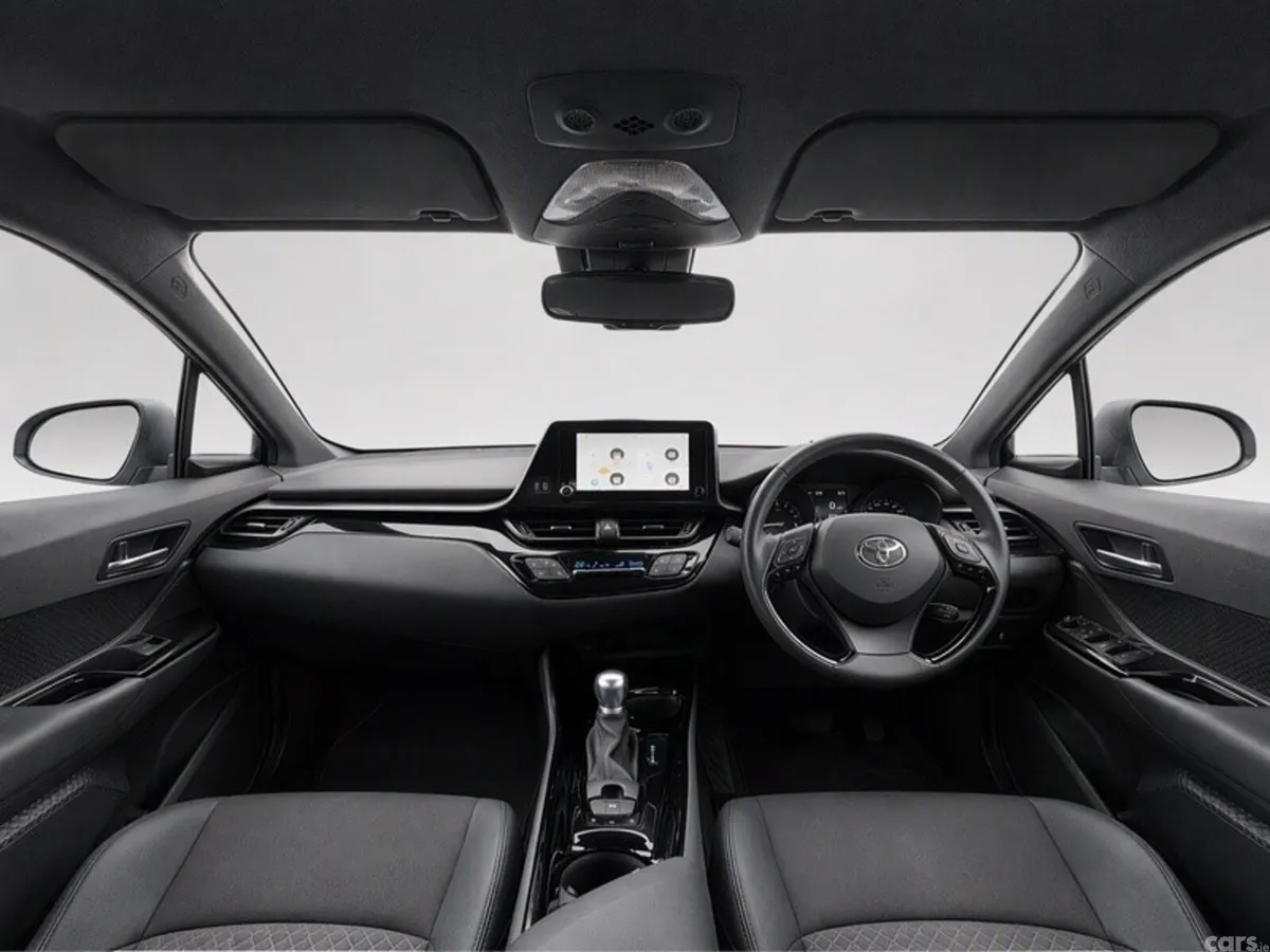 Toyota C-HR SUV, Petrol Hybrid, 2023, White