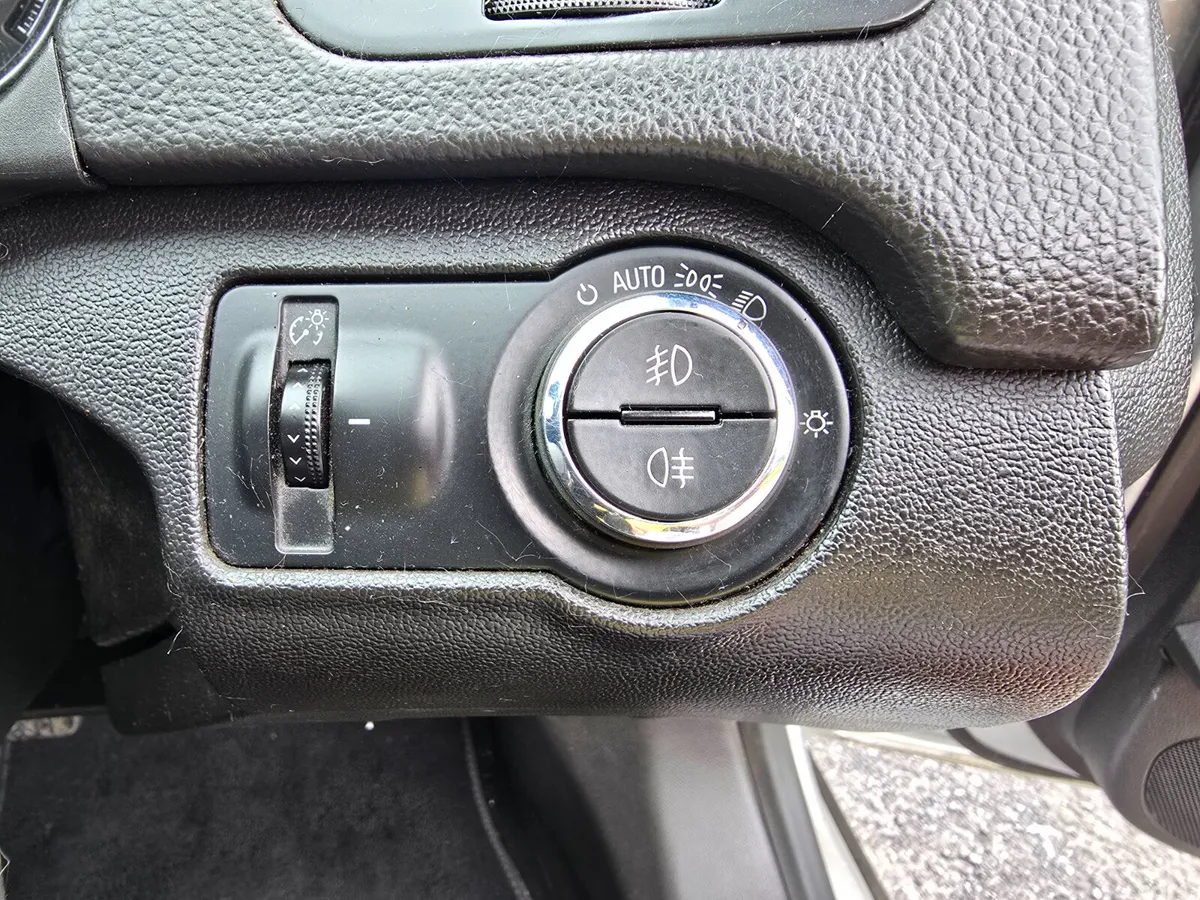 Opel Insignia MPV, Diesel, 2015, Silver