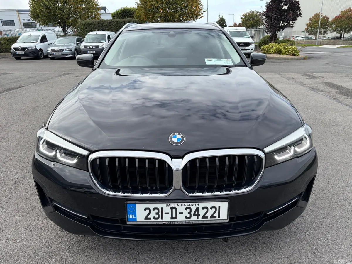BMW 5-Series Estate/Jeep, Diesel, 2023, Black