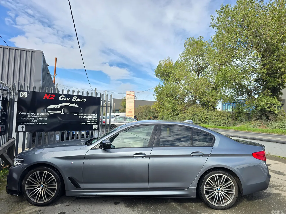 BMW 5-Series Saloon, Diesel, 2019, Blue