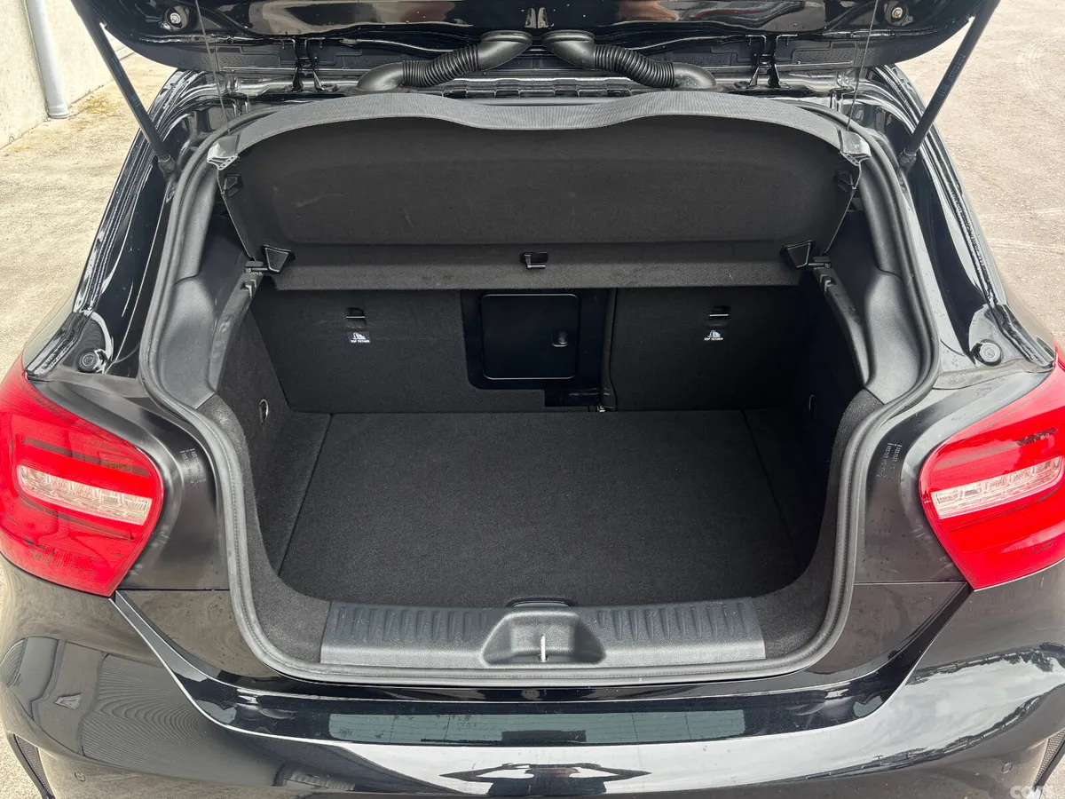 Mercedes-Benz A-Class Hatchback, Petrol, 2015, Black