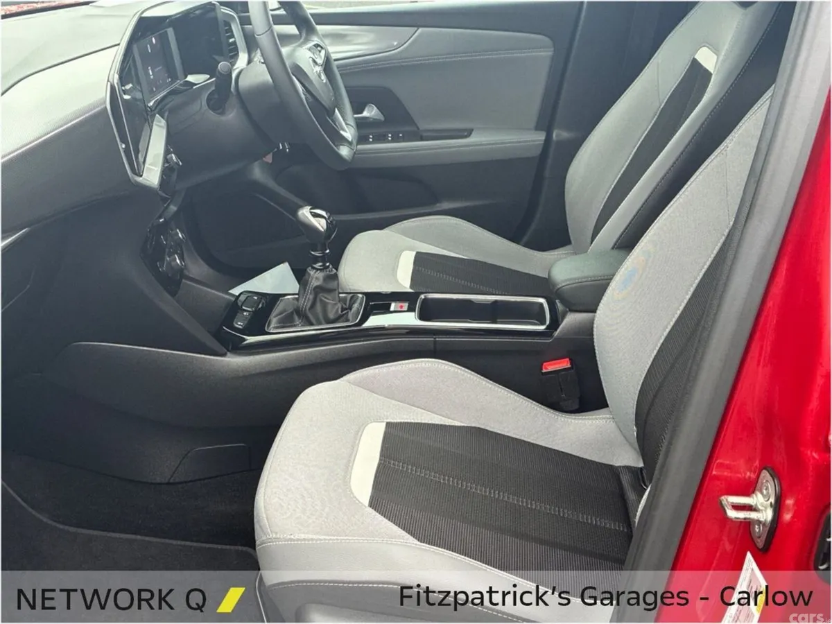 Opel Mokka SUV, Petrol, 2025, Red