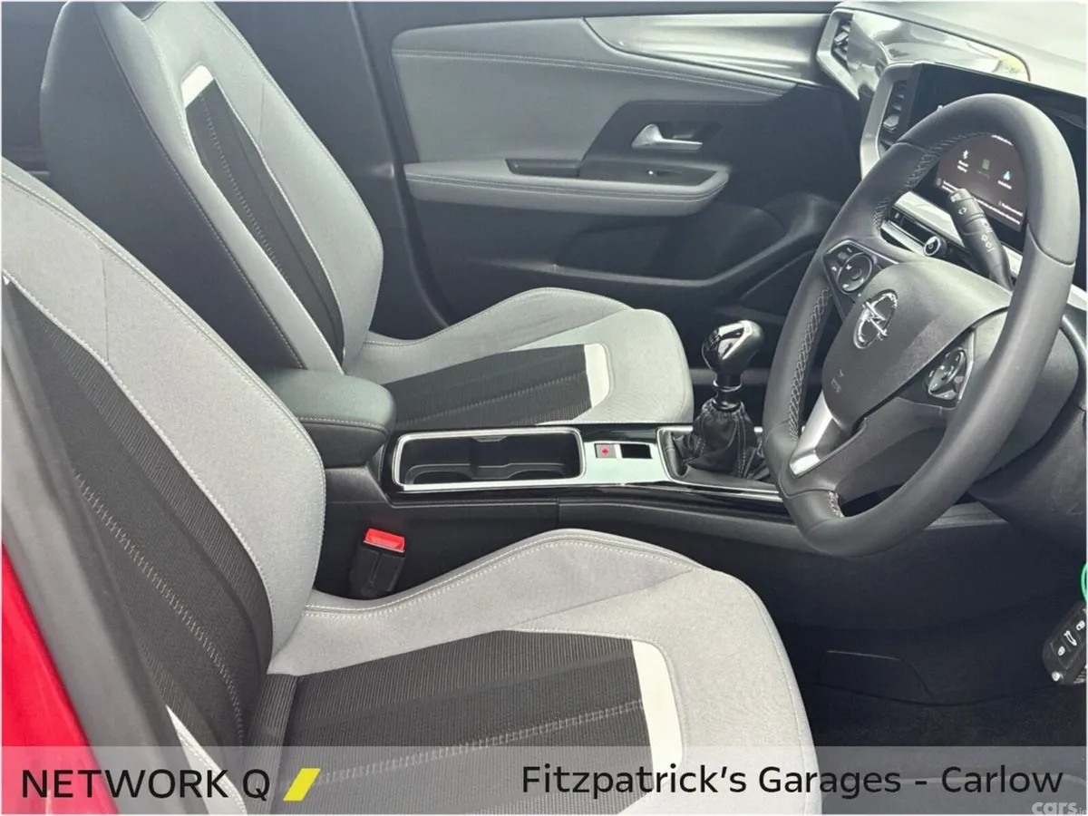 Opel Mokka SUV, Petrol, 2025, Red