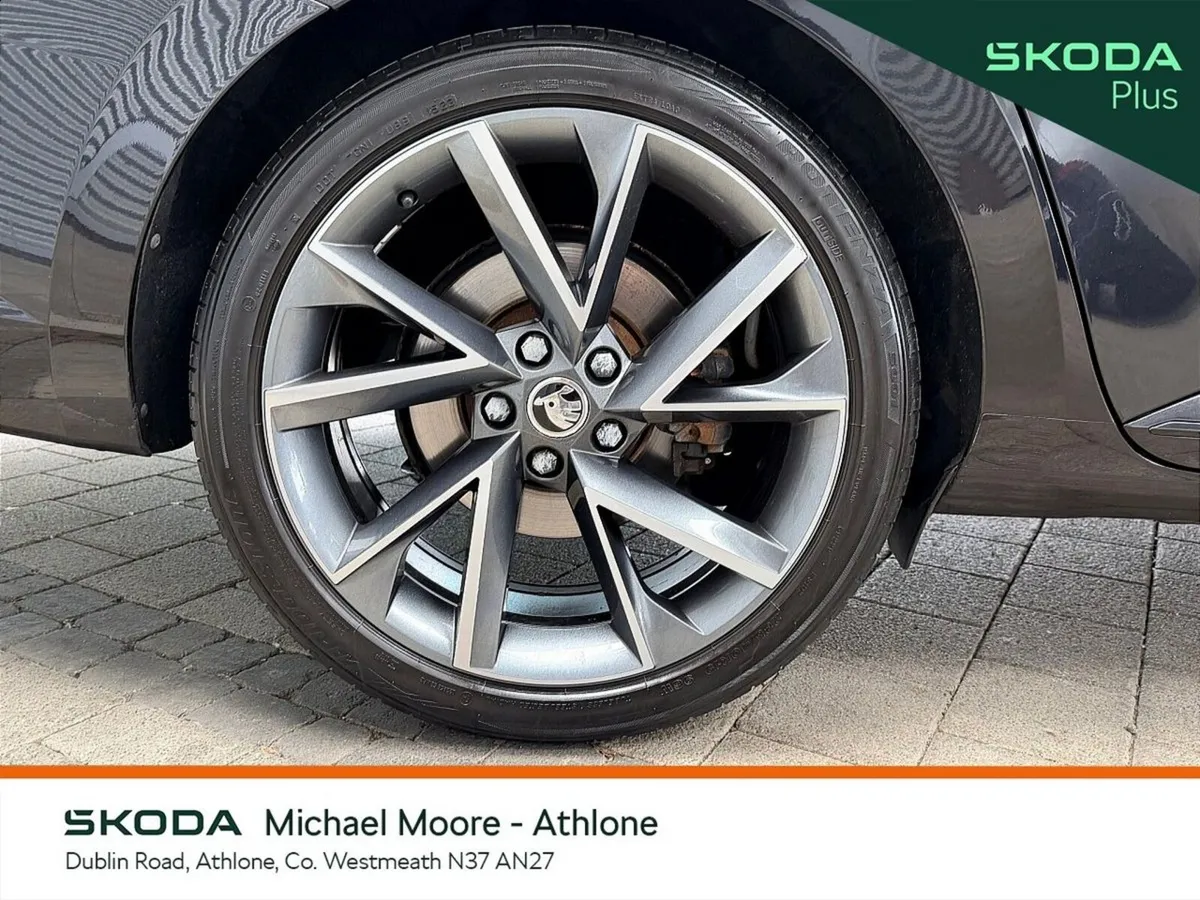 Skoda Superb Saloon, Diesel, 2023, Black
