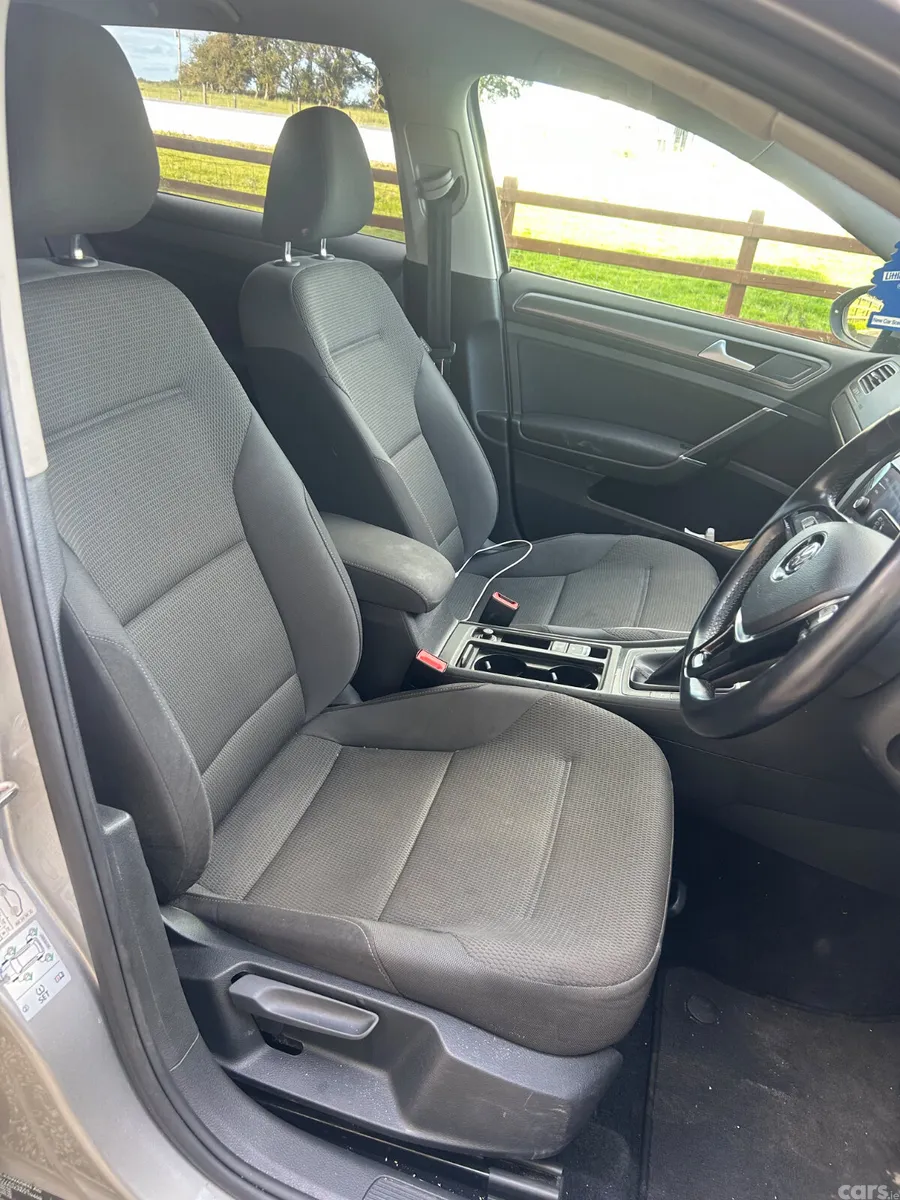 Volkswagen Golf Hatchback, Diesel, 2018, Silver