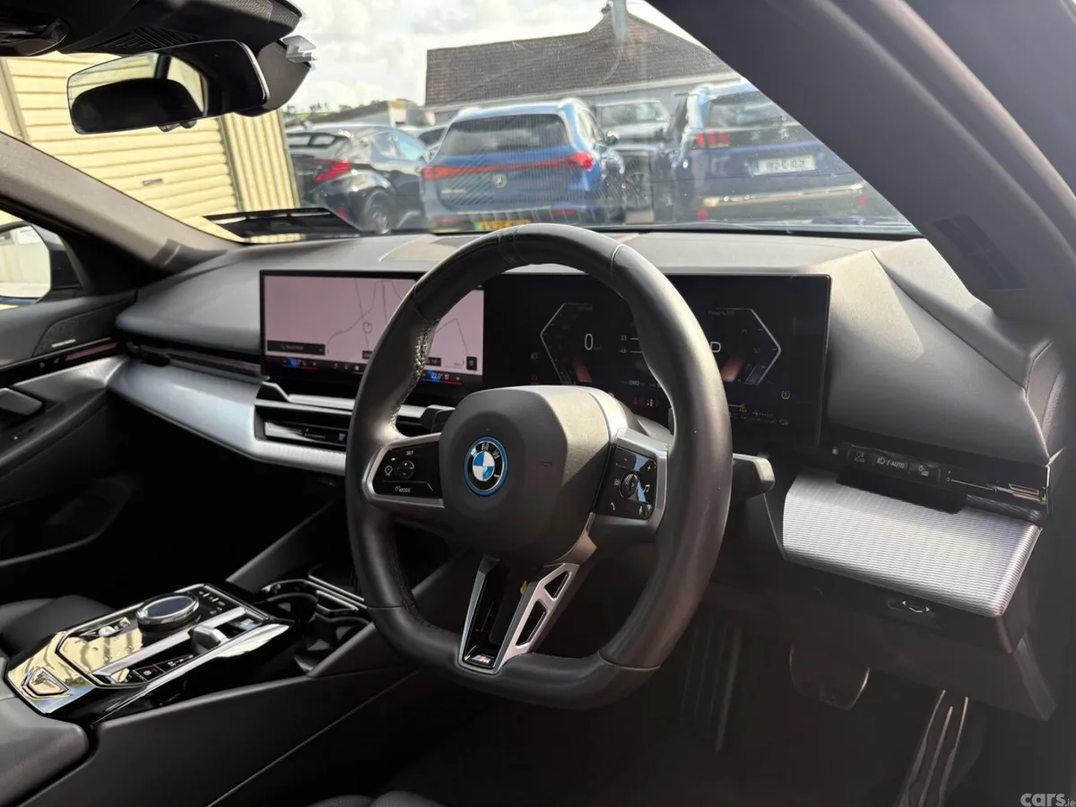 BMW 5-Series Saloon, Petrol Plug-in Hybrid, 2024, Grey