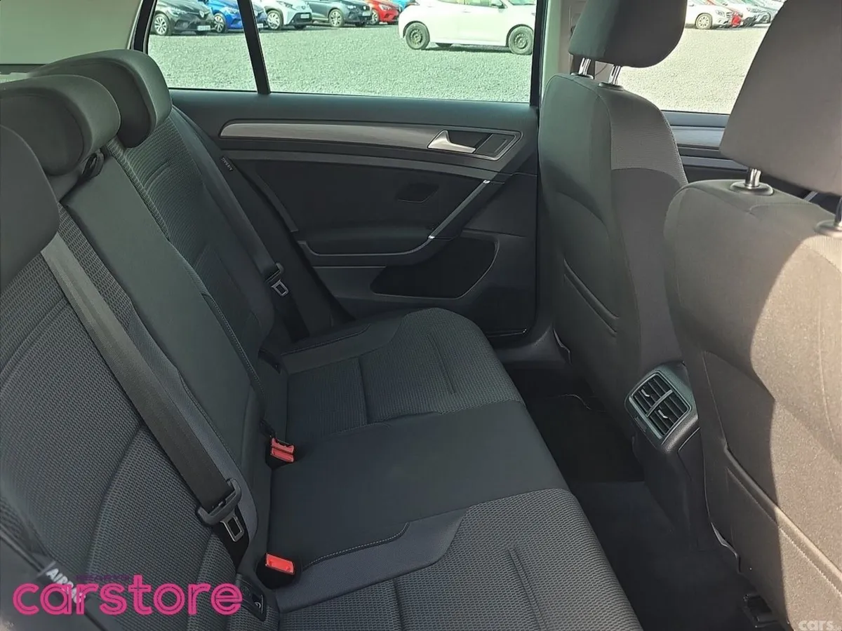 Volkswagen Golf Hatchback, Petrol, 2018, Blue